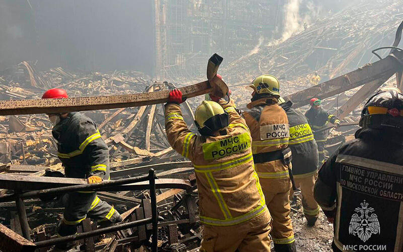 Теракт в российском "Крокус Сити Холле". Фото: МЧС России