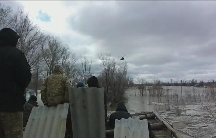 Свыше 10 тысяч человек эвакуировали из-за паводков в Казахстане