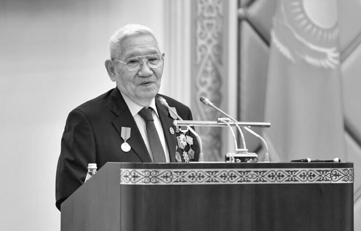 Токаев выразил соболезнования в связи с кончиной общественного деятеля Омирбека Байгелди