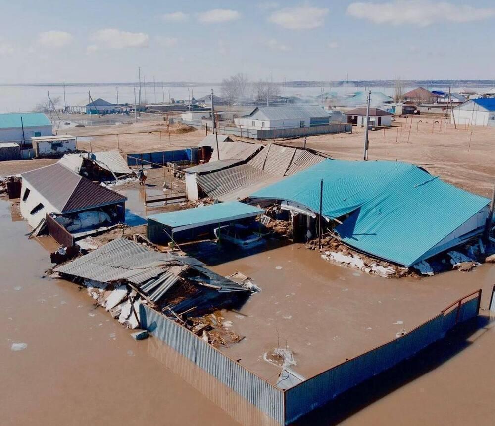 Наводнений такого масштаба в прошлом не было - президент Казахстана о паводках 
