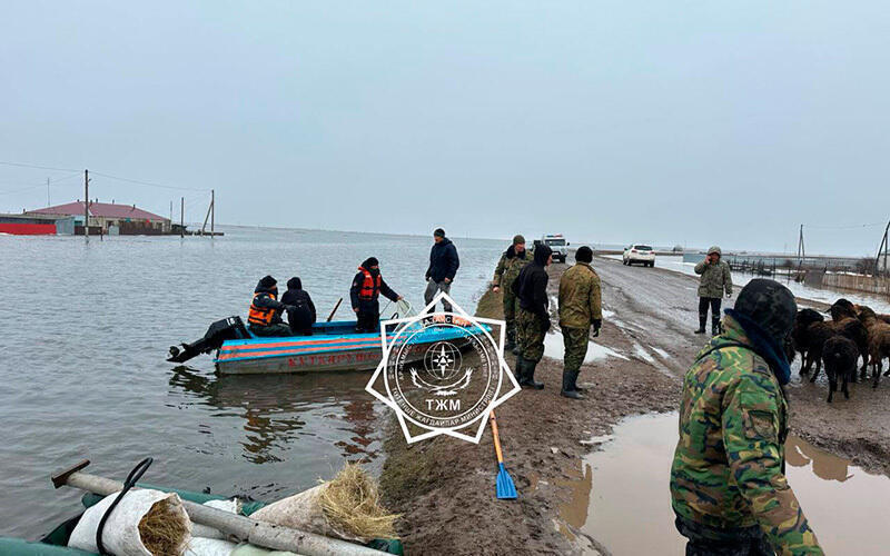 В Казахстане из-за паводков эвакуированы почти 76 тысяч человек

