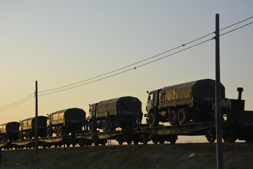 Минобороны дополнительно направило свыше 300 военнослужащих в Атыраускую область . Фото: МО РК