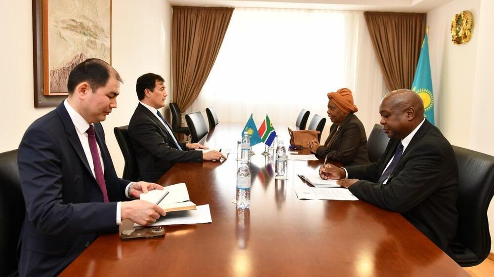 Strengthening Cooperation between Kazakhstan and South Africa Discussed at MFA