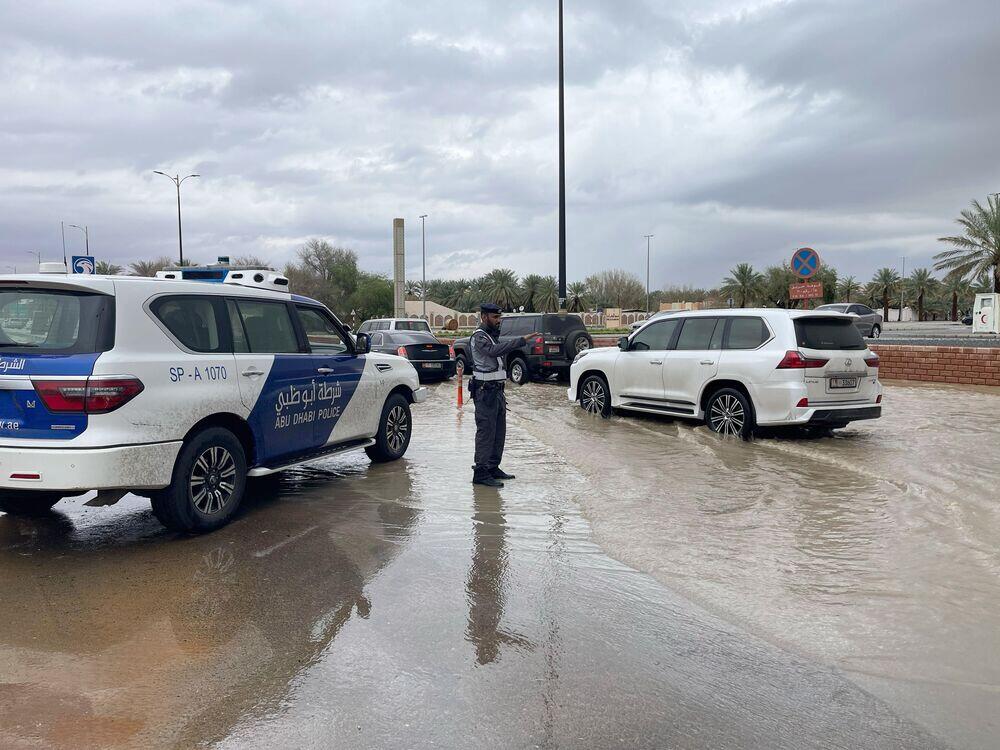 UAE witnesses largest rainfall in 75 years
