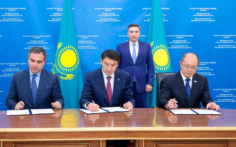 Kazakhstan turns to high-value added manufacturing with building polyethylene plant it Atyrau region