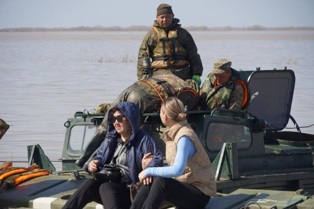 Паводковая ситуация остается сложной в трех регионах Казахстана