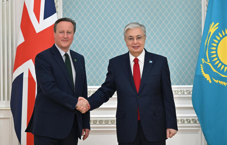 President met with UK Foreign Secretary David Cameron