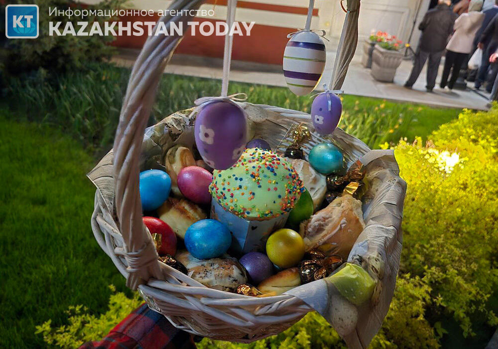 Пасхальная праздничная служба прошла в Алматы