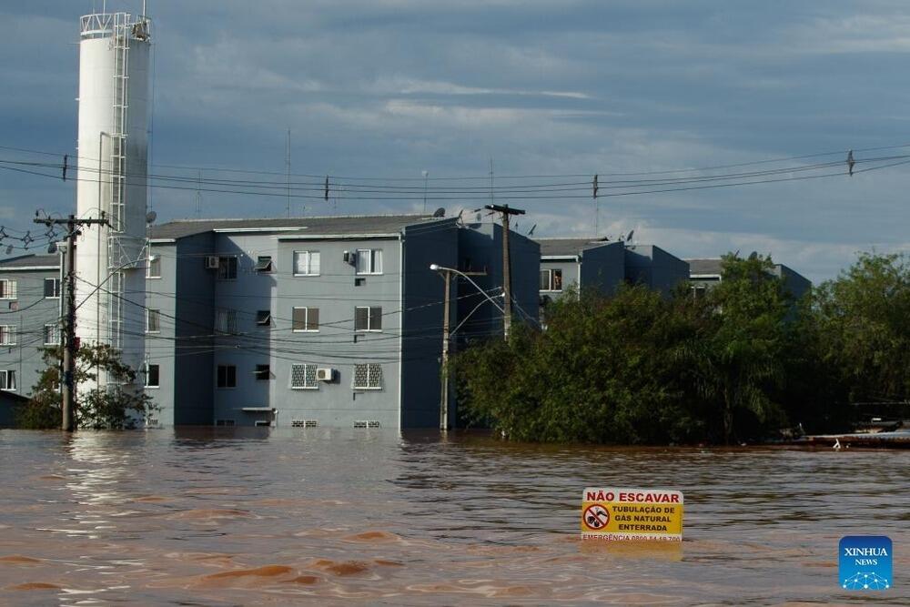 Катастрофическое наводнение в Бразилии: погибло более 70 человек  . Фото: Claudia Martini/Xinhua