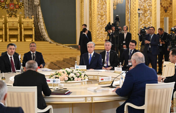 Президент Казахстана принял участие в заседании ВЕЭС в Москве