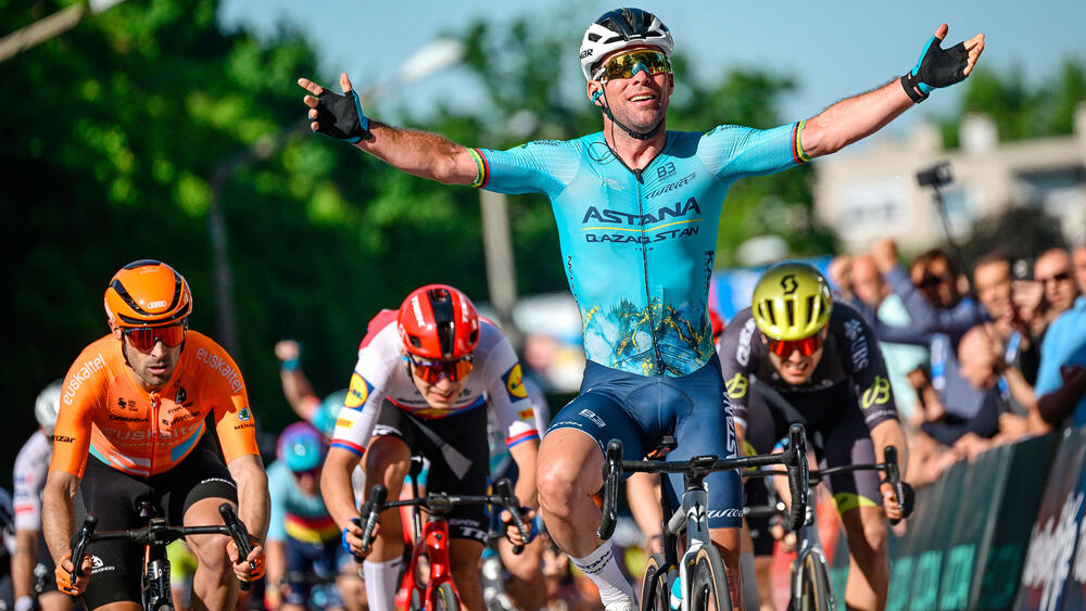 Astana’s Mark Cavendish takes Stage 2 in sprint at Tour de Hongrie