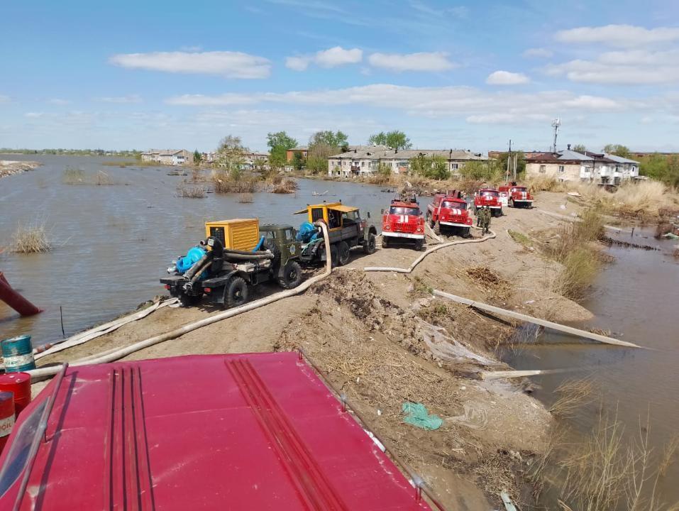 Flood-relief efforts ongoing in Kazakhstan, over 61,000 flood victims return their homes