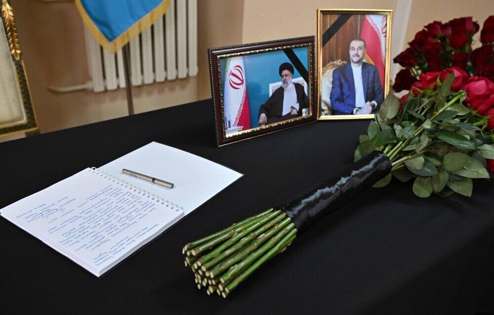 Токаев оставил запись в в книге соболезнований в иранском посольстве 