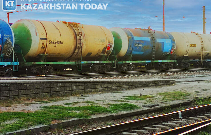 Ақмола облысында темір жолда тұз қышқылы төгілді