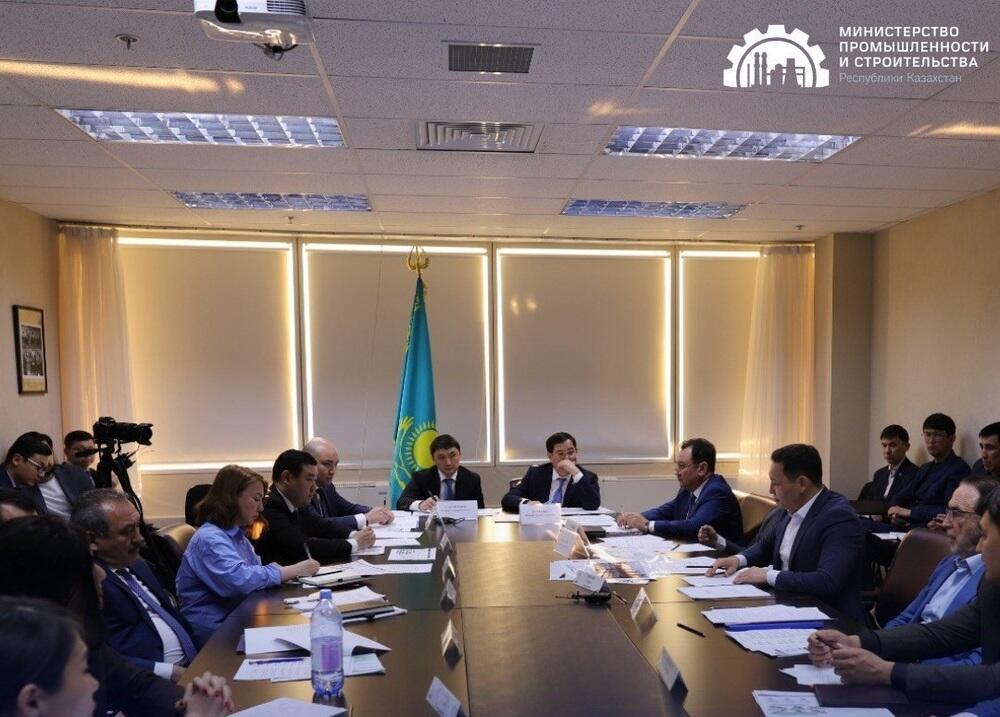 Состоялось первое заседание по петиции против утильсбора 