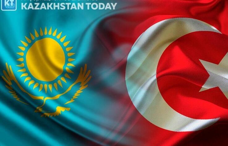 Түркия мен Қазақстан 2 млрд инвестиция және сауда саласындағы құжаттарға қол қойды