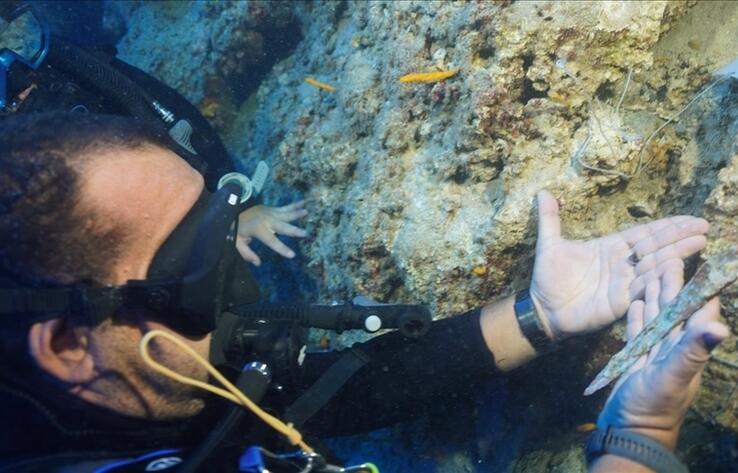 3,600-year-old Minoan bronze dagger discovered off Türkiye's coast