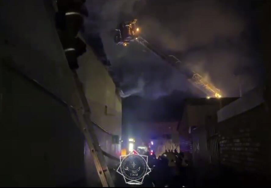 В Жамбылской области из-за пожара в ресторане эвакуировали 250 человек