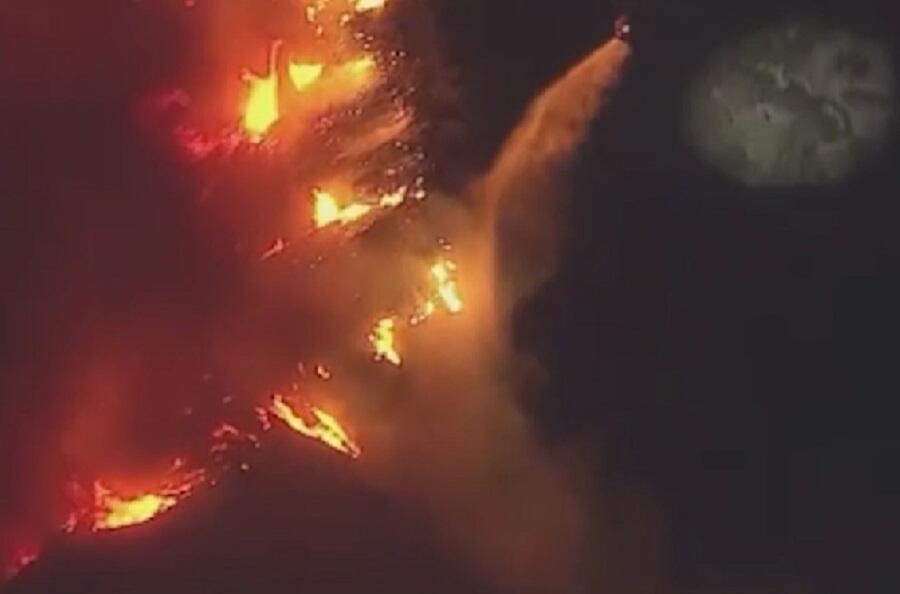 Более 70 казахстанских студентов обучаются в охваченной пожарами Калифорнии