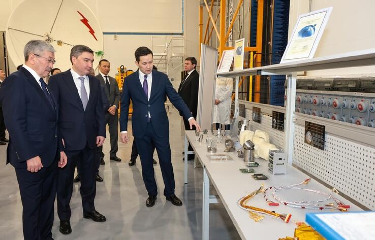 Olzhas Bektenov and Adylbek Kassymaliyev discuss prospects for strengthening partnership in digital and space industries