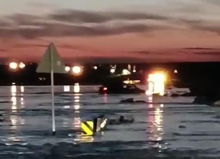 В Акмолинской области водитель проигнорировал предупреждение о закрытии дороги и погиб 