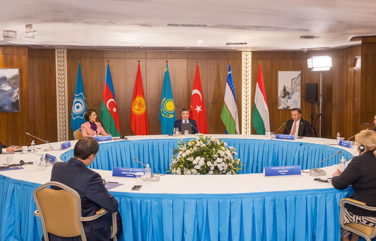 Olzhas Bektenov meets with Heads of Delegations of Organisation of Turkic States and Director of WHO Regional Office for Health Development