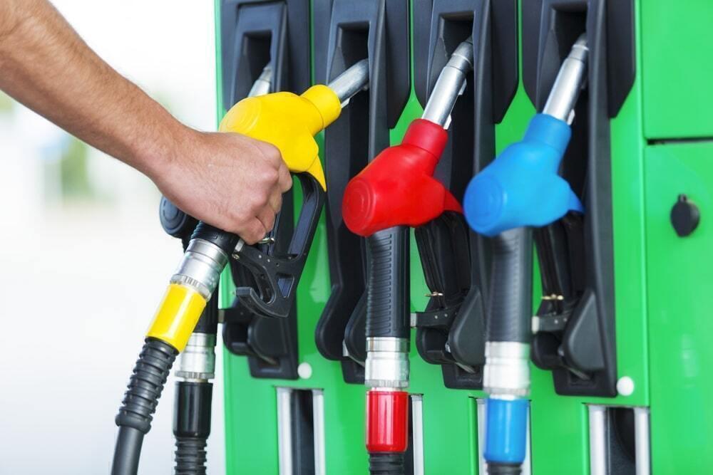 Как колебание цен на нефть повлияет на стоимость бензина в Казахстане 
