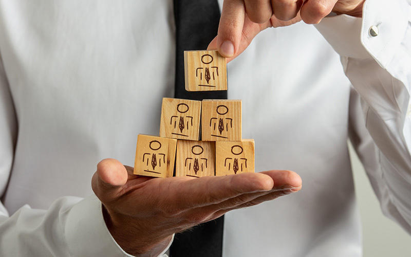 Алматыдағы "UILI BOLAYIK" қаржы пирамидасына 500 ден астам адам ондаған миллион теңге салған