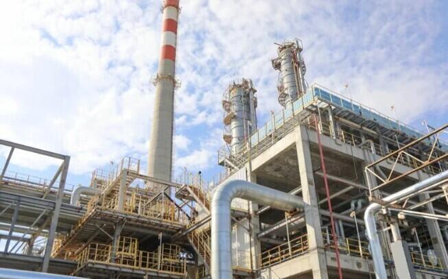 Kazakhstan's 3 key oil refineries show significant operational performance in H1 2025