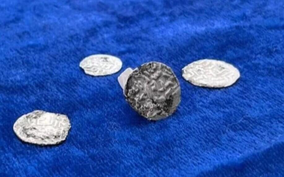 Archeologists discover coins dating back to reign of Mengu-Timur in Atyrau region