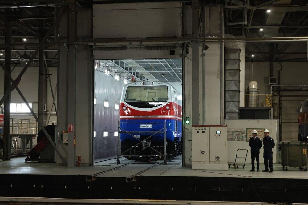 Олжас Бектенов теміржол саласын цифрландыру кезінде тұтас тәсілді жүзеге асыруды тапсырды