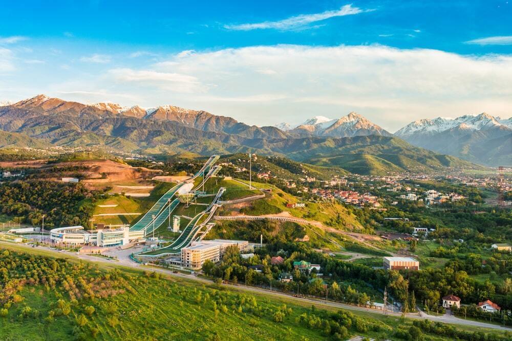 Свыше 130 случаев самовольного захвата госземель зафиксировали в Алматы 

