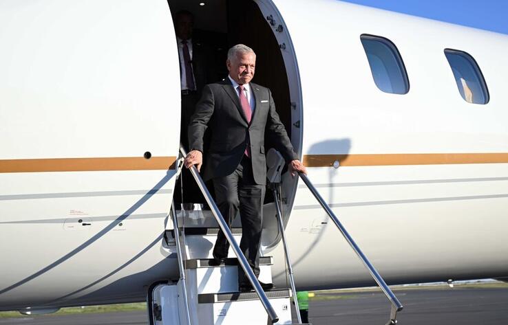 Король Иордании прибыл с официальным визитом в Астану 