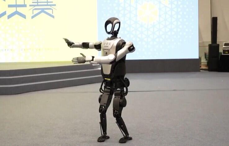 Гуманоидтар Қытайдағы робототехника және AI жарысында өз қолдарын сынап жатыр