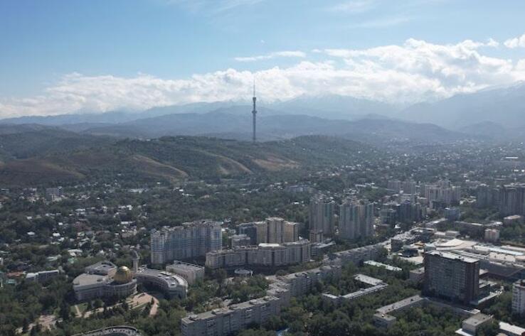 Более 1,1 млн туристов посетили Алматы за полгода