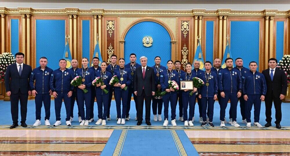 Мемлекет басшысы бокстан Әлем чемпионатының жеңімпаздары мен жүлдегерлерін марапаттау рәсіміне қатысты