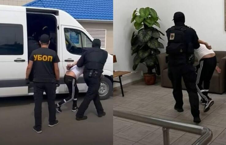 Подозреваемых в вымогательстве денег у военнослужащего задержали в Павлодаре