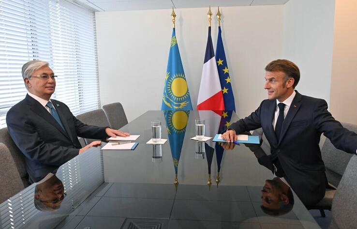 Kassym-Jomart Tokayev held a meeting with the President of France