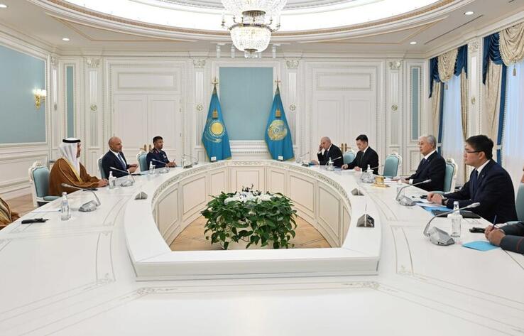 Kazakhstan, UAE discuss military cooperation, technological exchange
