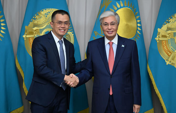 Мемлекет басшысы Binance компаниясының негізін қалаушы Чанпэн Чжаоны қабылдады