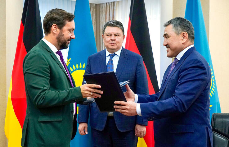 Қанат Бозымбаев German Water Partnership басшылығымен кездесу өткізді: Стратегиялық су серіктестігі туралы келісімге қол қойылды