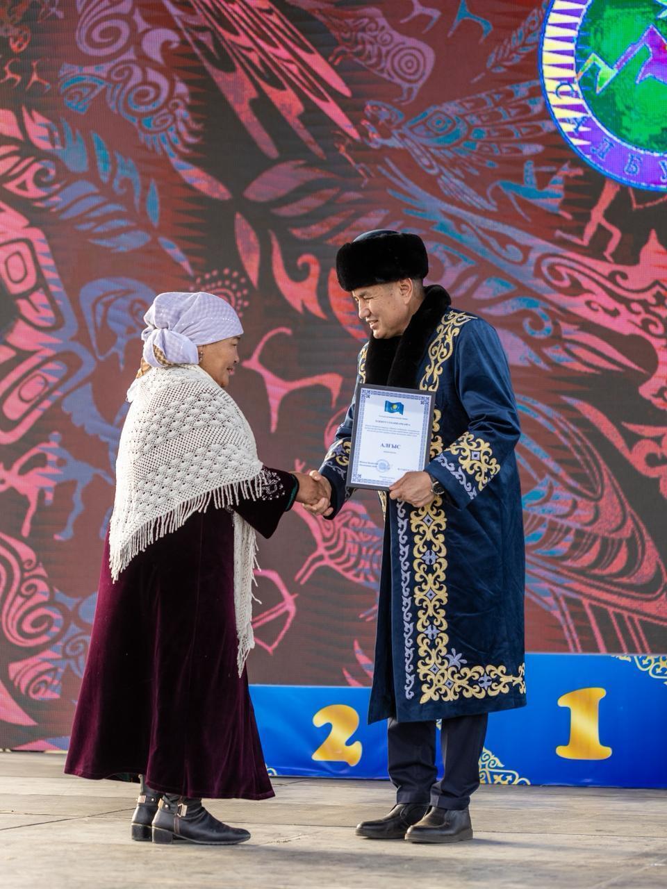 Chubby армян Жасмин секс видео