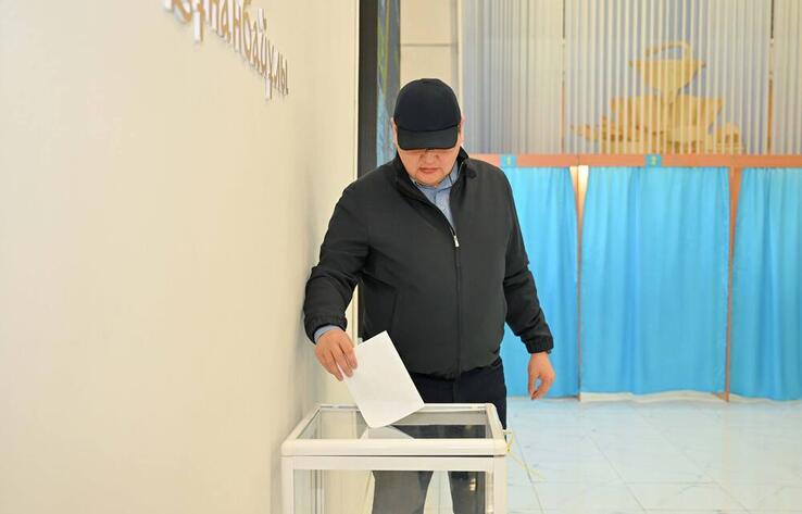 В Семее прошли выборы акима