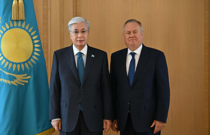 Tokayev meets VTB Bank President and Chairman Kostin