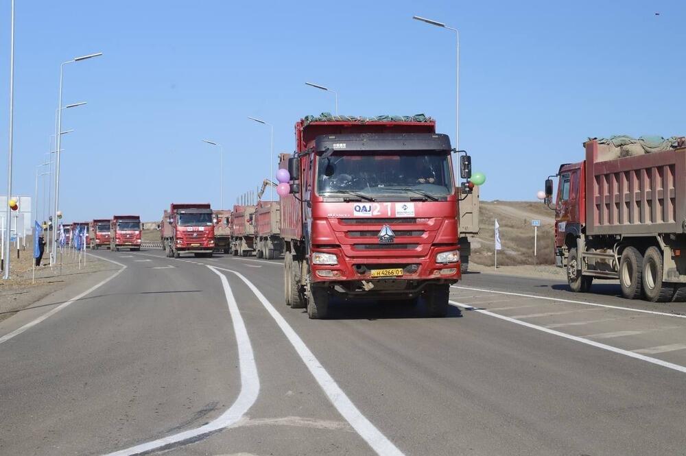 Открыт стратегически важный участок международной трассы Калбатау - Майкапчагай