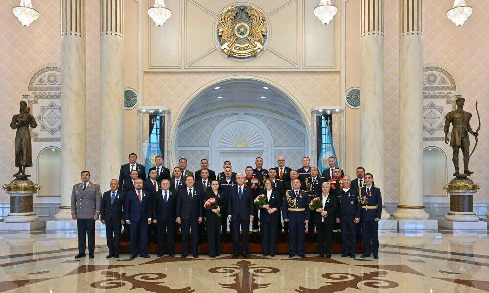 Tokayev awards state decorations to rescuers