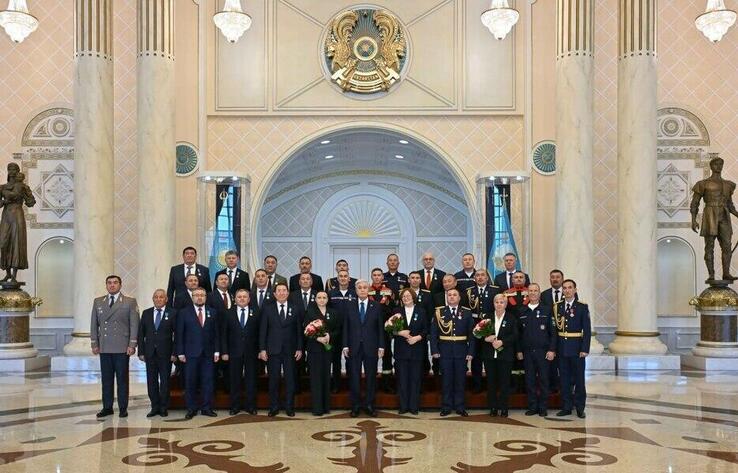Tokayev awards state decorations to rescuers