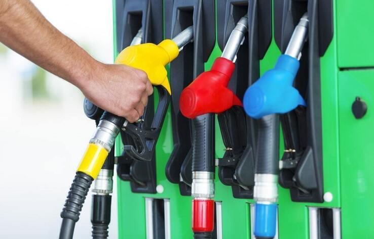 В Казахстане зафиксировали цены на ГСМ для сетей АЗС