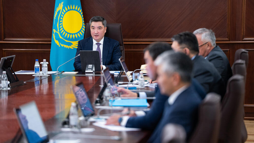 Мемлекет басшысы Қазақстан үш жыл ішінде жаппай цифрлық елге айналуы керек деген мақсат қойды