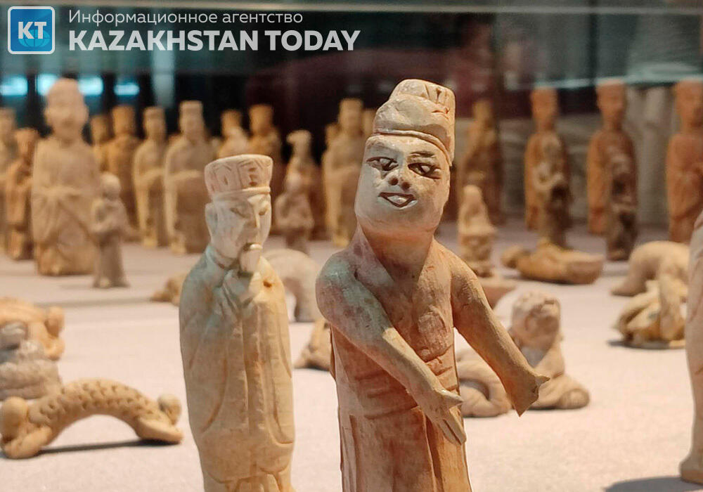 Хатшының жалаңаш суреттері